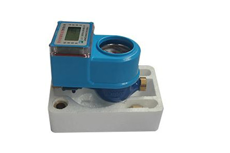 選擇多流束旋翼式水表時需考慮哪些因素？